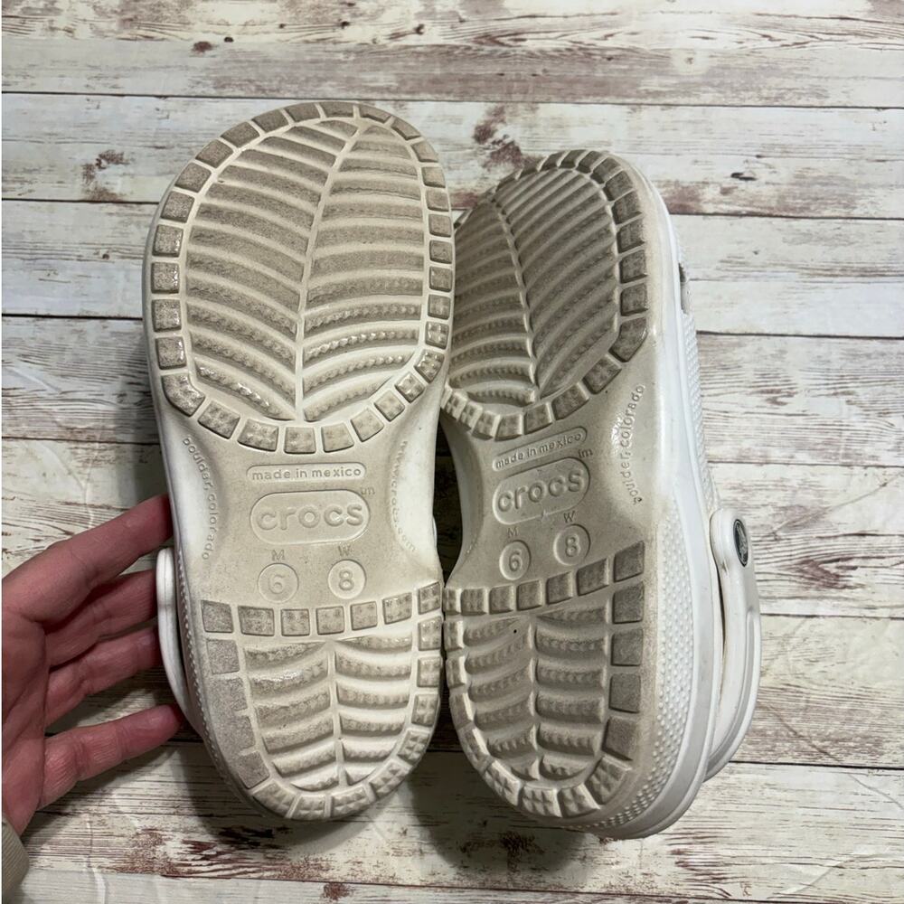 Crocs Classic Clogs White Men's Size 6 Women's 8 Comfort Slides Slip-On - Picture 7 of 8
